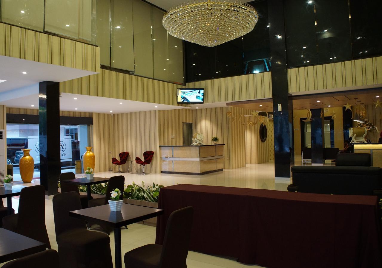 Lj Hotel Medan Exteriér fotografie